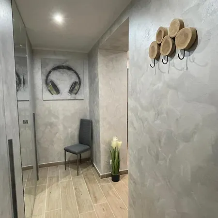 Muriaglio Apartment *